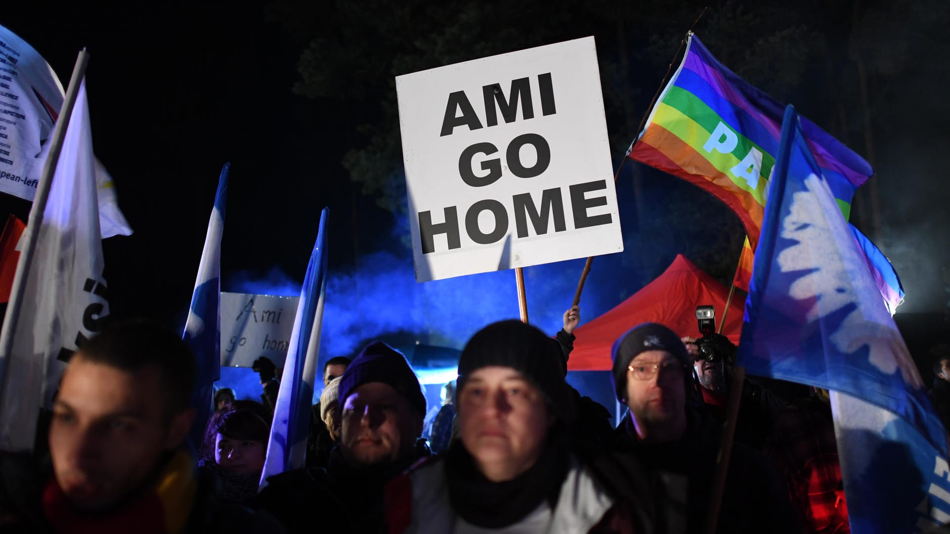 "Ami go home": Während die Politik in Deutschland den geplanten Abzug von US-Truppen mehrheitlich ablehnt, trifft er in der Bevölkerung überwiegend auf Zustimmung.