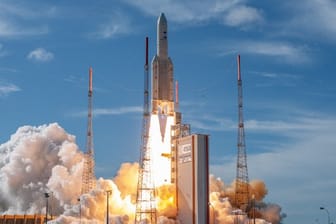 Die europäische Trägerrakete Ariane 5 soll Mitte August starten.