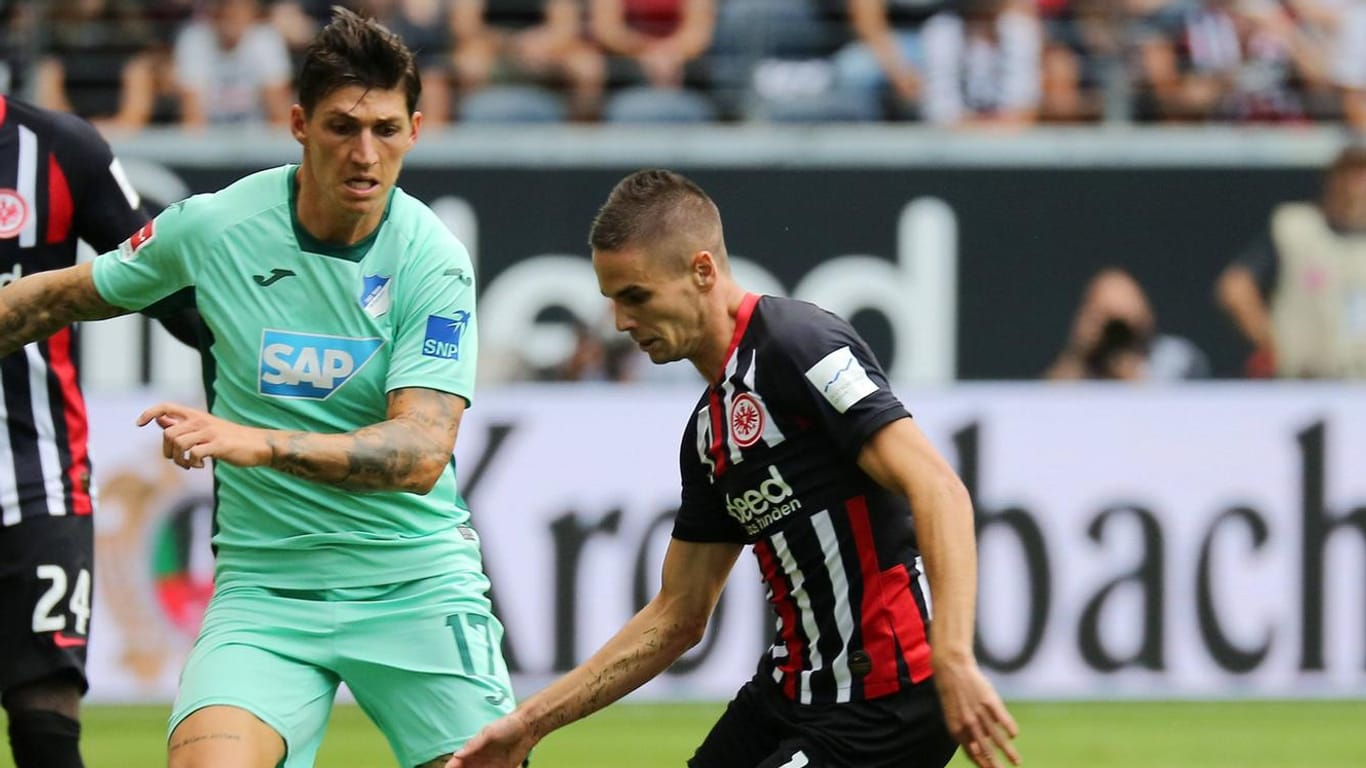 Spielertausch in der Bundesliga: Mijat Gacinovic (r.) unterschreibt in Hoffenheim, Steven Zuber bei der Eintracht.