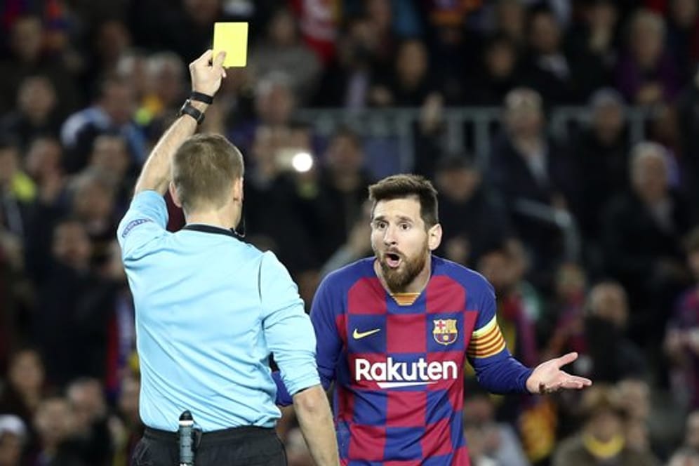 Die UEFA modifizierte die Regel zu den Sperren nach Gelben Karten.
