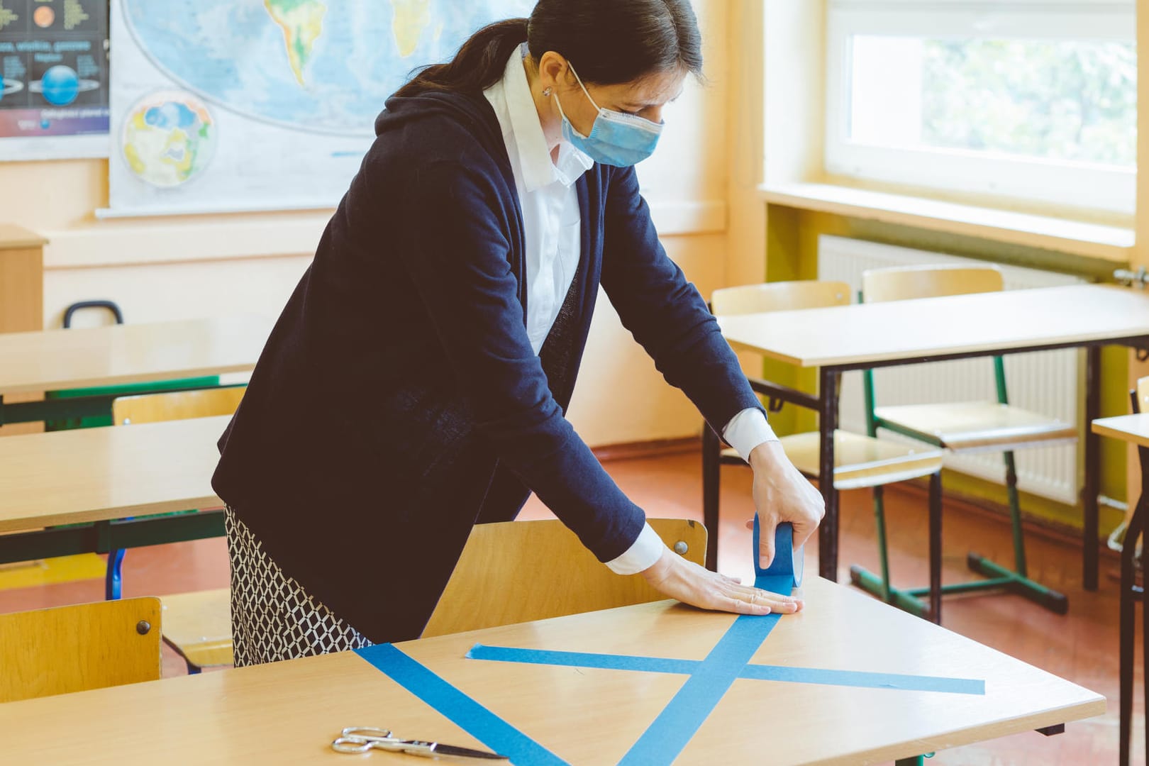 Abstand schaffen: Vor den Sommerferien kehrten die Schüler nur in kleineren Gruppen an die Schulen zurück, um Abstandsregelungen einhalten zu können.