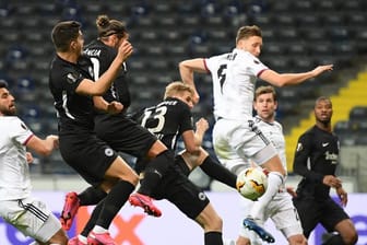 Eintracht Frankfurt verlor das Hinspiel gegen Basel deutlich.