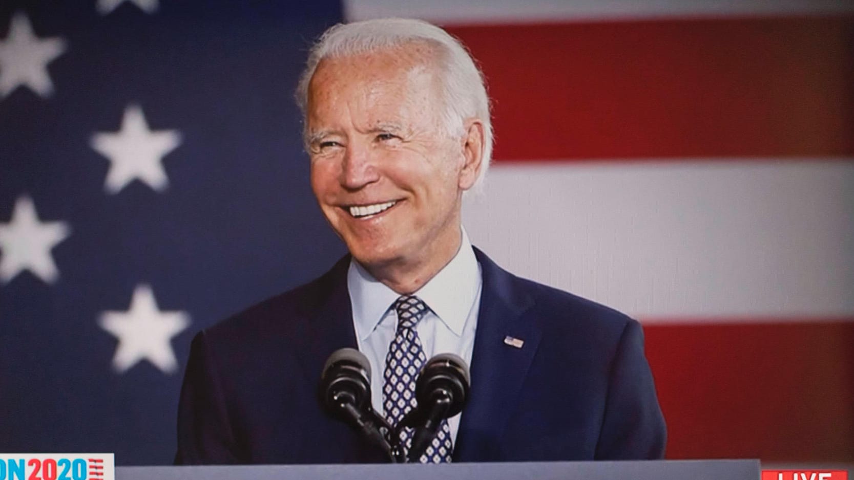 Joe Biden: Der US-Präsidentschaftskandidat amüsiert sich über seinen Kontrahenten.