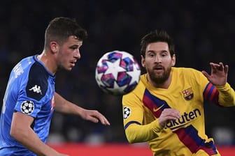 Ist mit dem SSC Neapel gegen Lionel Messi (r) und den FC Barcelona gefordert: Diego Demme.