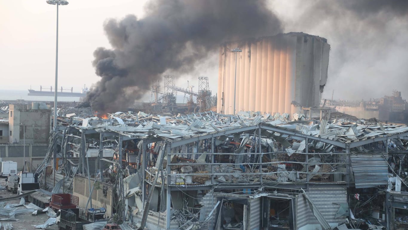 Zerstörte Gebäude in Beirut: Die Explosion fordert viele Todesopfer.