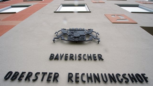 Der Bayerische Oberste Rechnungshof (ORH) in München: Er hat die LMU für die Verschwendung öffentlicher Gelder kritisiert.