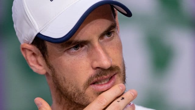 Andy Murray ist in der Weltrangliste auf Platz 129 abgerutscht und will zum ersten Mal seit 2018 an den US Open teilnehmen. Andy Murray ist in der Weltrangliste auf Platz 129 abgerutscht und will zum ersten Mal seit 2018 an den US Open teilnehmen.