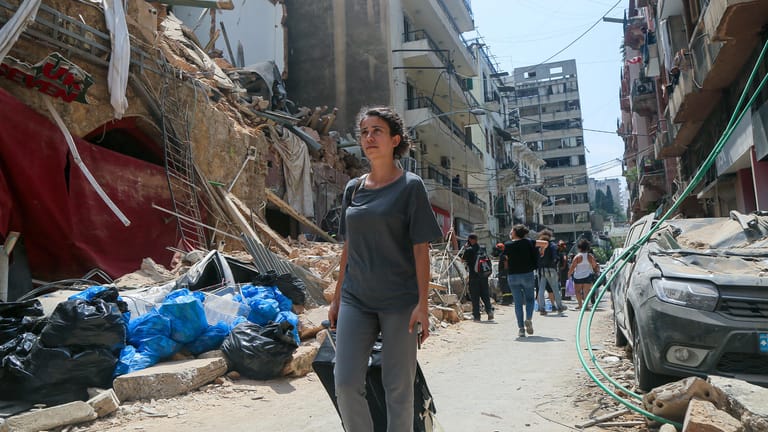 Die Explosion hat die Innenstadt von Beirut verwüstet, Hunderttausende Menschen sind obdachlos.