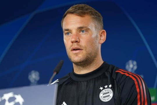 Bayern-Keeper Manuel Neuer freut sich auf das Spiel gegen den FC Chelsea.