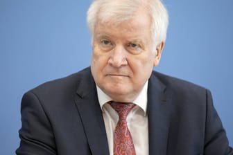 Bundesinnenminister Horst Seehofer (CSU): "Bundeseinheitlichkeit nicht gewahrt".