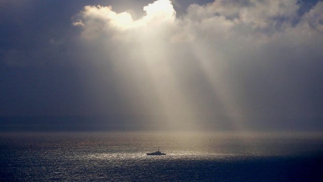 Ein Patrouillenboot des britischen Grenzschutzes auf dem Ärmelkanal bei Dover. Ein Patrouillenboot des britischen Grenzschutzes auf dem Ärmelkanal bei Dover.