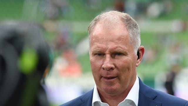 Hält eine Gehaltsobergrenze im Fußball für unrealistisch: Stefan Reuter, Manager vom FC Augsburg.