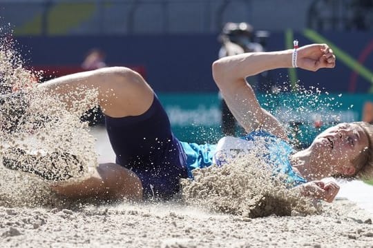 Wurde zum vierten Mal nach 2016, 2017 und 2019 deutscher Freiluft-Meister im Dreisprung: Max Heß.