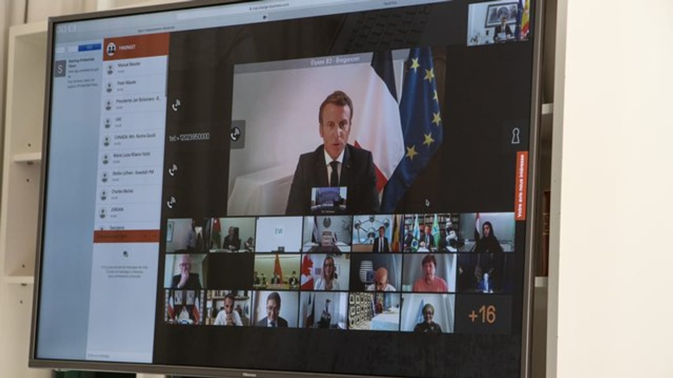 Frankreichs Präsident Emmanuel Macron bei der internationalen Geberkonferenz für den Libanon.