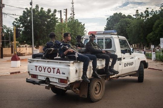 Polizisten in Niamey, der Hauptstadt der Republik Niger.