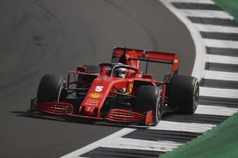Fährt auch beim Jubiliäums-Grand-Prix mit seinem Ferrari nurmehr hinterher: : Sebastian Vettel.