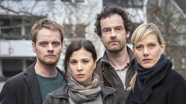 Die Kommissare: Daniel Kossik (Stefan Konarske, l-r), Nora Dalay (Aylin Tezel), Peter Faber (Jörg Hartmann) und Martina Böhnisch (Anna Schudt).