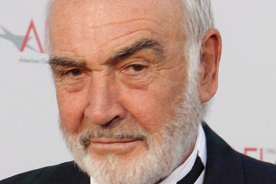 Sean Connery setzte sich beim Bond-Battle durch.