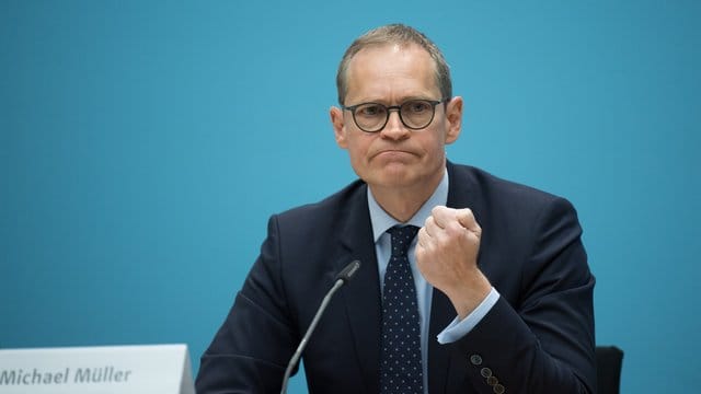 Michael Müller will über den Wahlkreis Charlottenburg-Wilmersdorf in den Bundestag einziehen. Michael Müller will über den Wahlkreis Charlottenburg-Wilmersdorf in den Bundestag einziehen.
