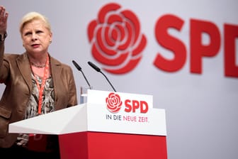 Hilde Mattheis: Die linke SPD-Politikerin hat die Kanzlerkandidatur von Olaf Scholz kritisiert.