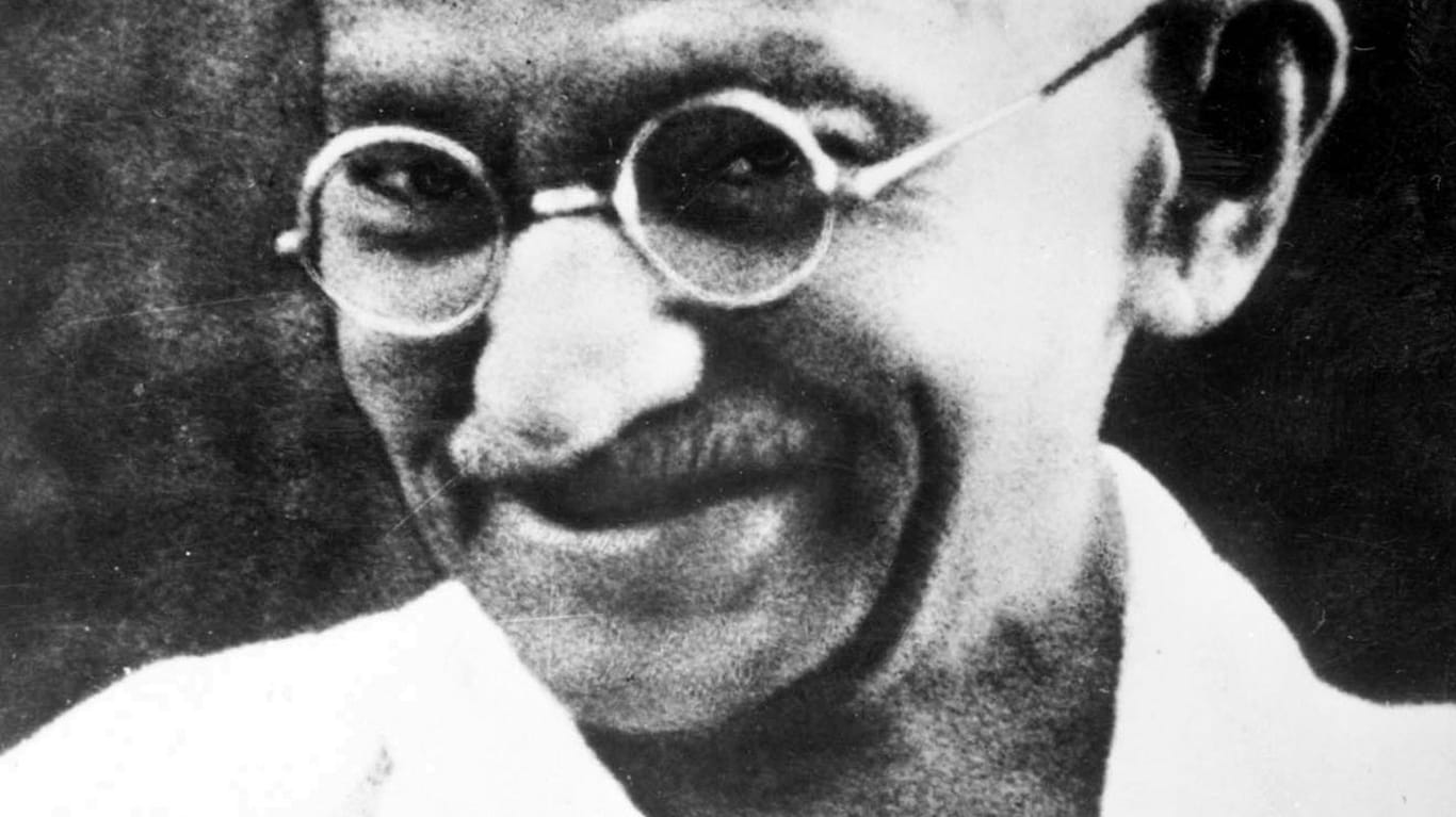 Mahatma Ghandi: Die Brille mit den kreisrunden Gläsern gehörte zu den Markenzeichen des weltberühmten indischen Volkshelden.