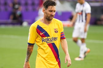 Angeschlagener Superstar: Lionel Messi trainierte zuletzt mit Bandage. (Archivbild)