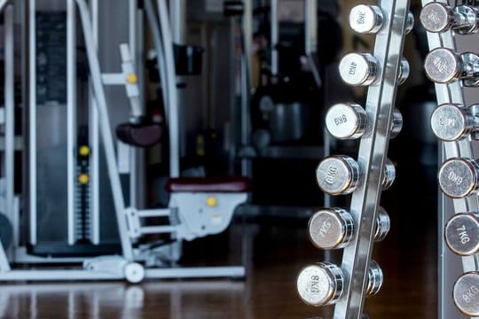 Hier wird nicht trainiert: Viele Fitnessstudios mussten wegen der Corona-Pandemie vorübergehend schließen. Hier wird nicht trainiert: Viele Fitnessstudios mussten wegen der Corona-Pandemie vorübergehend schließen.