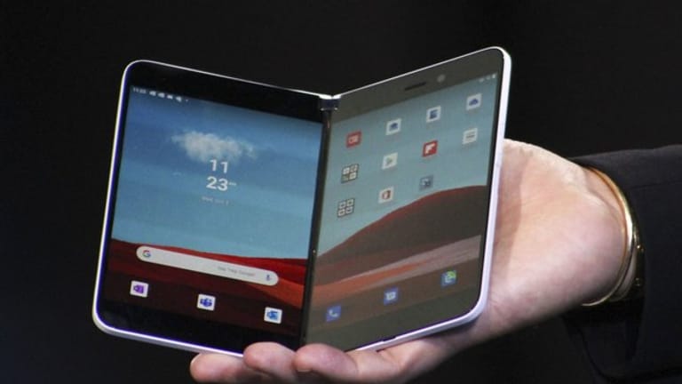 Microsofts Klapp-Smartphone "Surface Duo" kann nun in den USA vorbestellt werden.