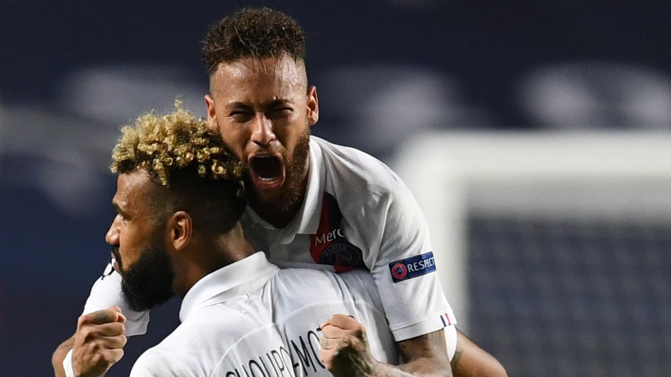 Neymar (re.): Der Superstar von Paris Saint-Germain jubelt mit Ex-Bundesliga-Spieler Eric-Maxim Choupo-Moting.