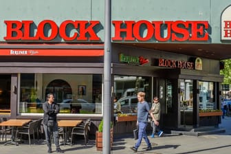 Blockhouse-Restaurant am Berliner Ku'damm: Der Gründer der Kette hat eine Klage eingereicht.