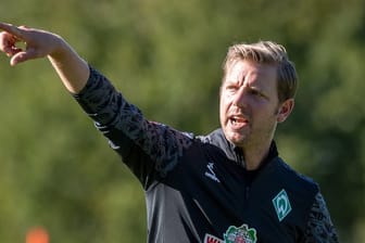 Werder-Trainer Florian Kohfeldt hofft auf den Verbleib seines Leistungsträgers.