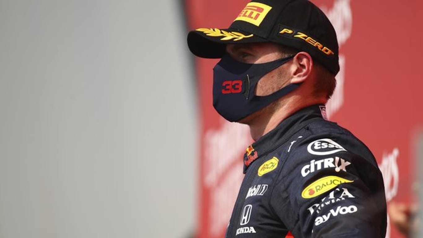 Max Verstappen möchte mit dem Red Bull weiter schneller werden.