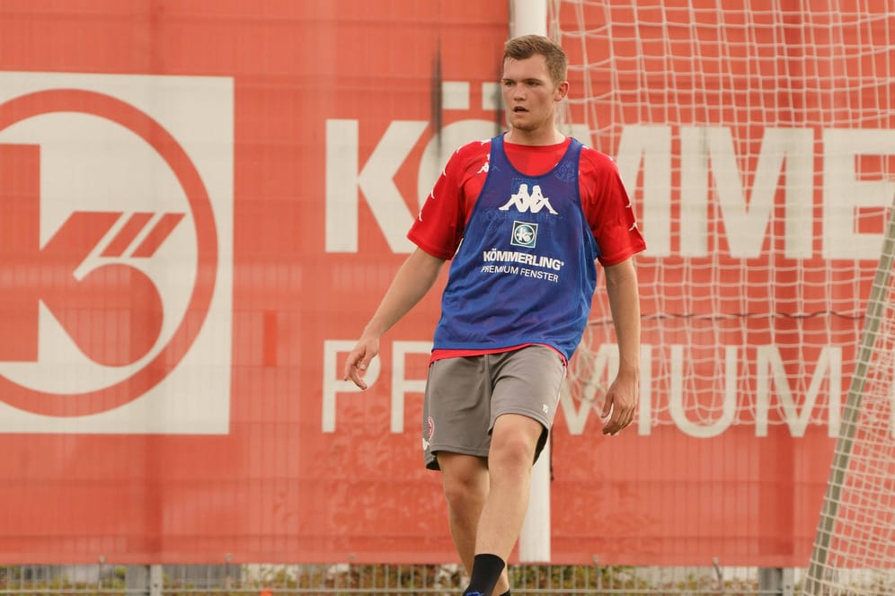 Luca Kilian im Training für Mainz 05: Der Neu-Mainzer war an Covid-19 erkrankt.