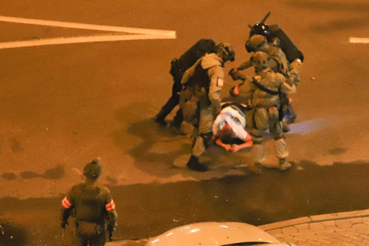 Gewalt in Minsk: Bei den Protesten in Belarus wurden viele Demonstranten verletzt. Genaue Zahlen sind nicht bekannt.