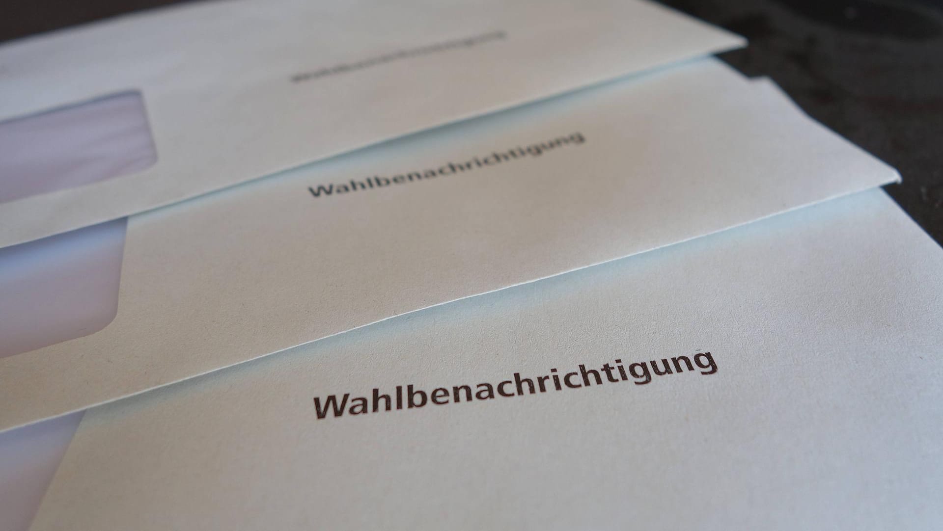 Eine Wahlbenachrichtigung: In Bonn werden in den nächsten Tagen die Unterlagen für die anstehenden Wahlen verschickt. Eine Wahlbenachrichtigung: In Bonn werden in den nächsten Tagen die Unterlagen für die anstehenden Wahlen verschickt.
