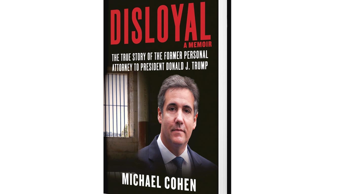 "Disloyal – A Memoir" soll noch vor der Präsidentschaftswahl am 3. November erscheinen.