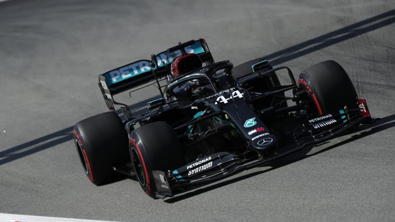 Lewis Hamilton will in Spanien die Pole Position erobern.