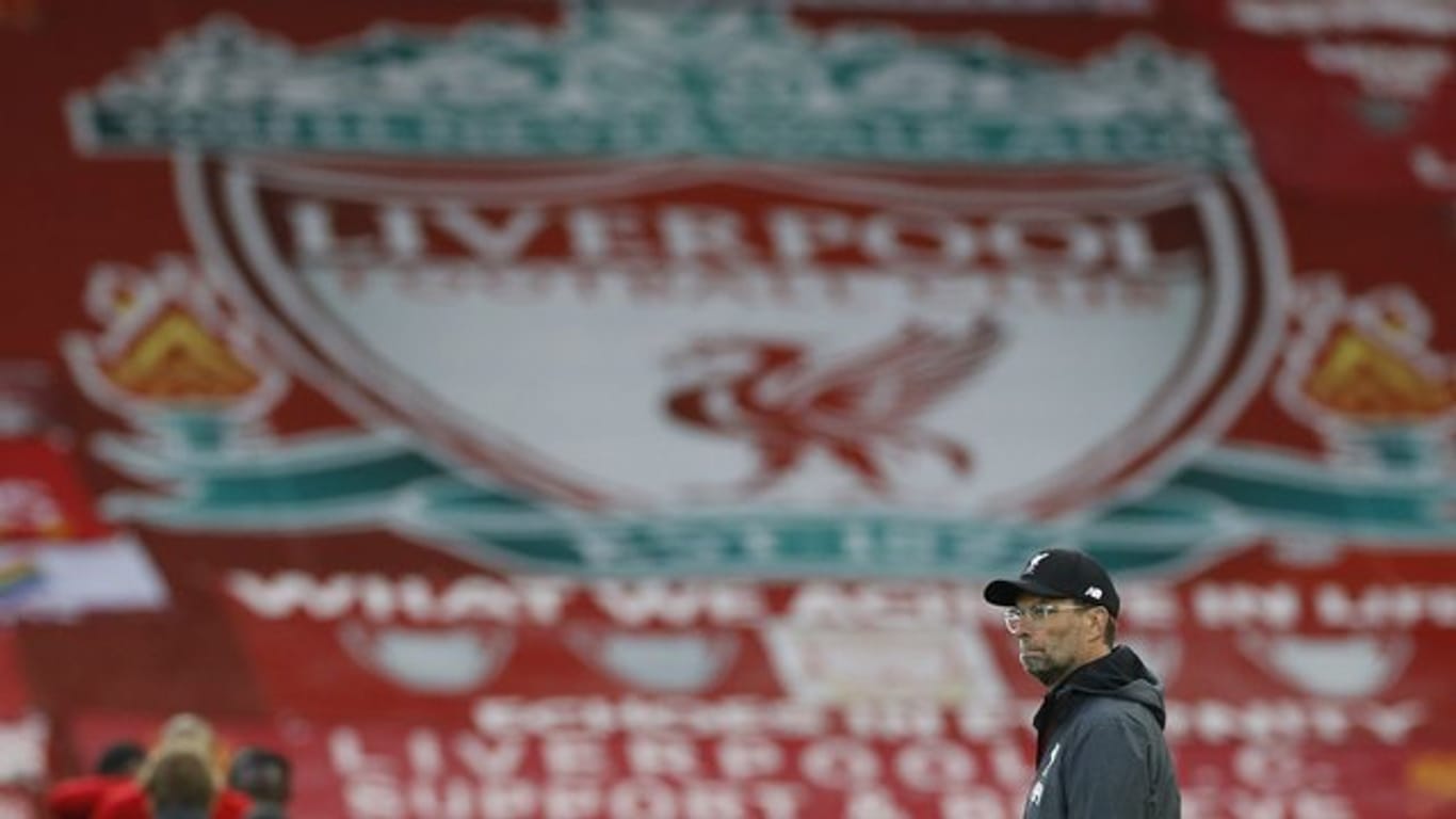 Liverpools Coach Jürgen Klopp ist zum Trainer des Jahres in der Premier League gewählt worden.