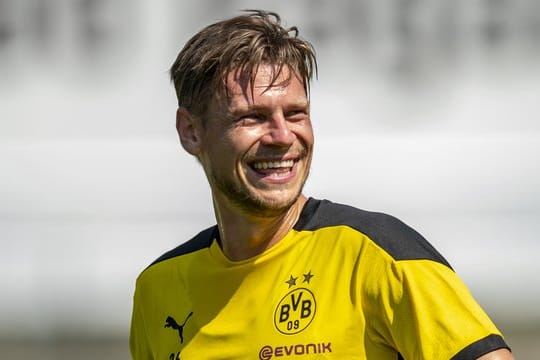 Piszczek gibt bei Borussia Dortmund sein Amt als Vertreter von Kapitän Reus und seinen Platz im Mannschaftsrat ab.