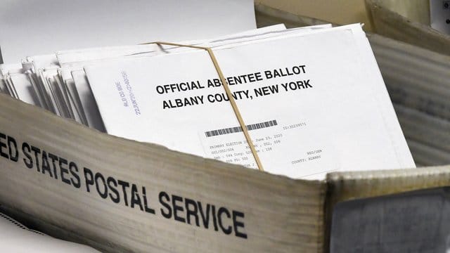 Knapp drei Monate vor der US-Präsidentenwahl rückt die Rolle der Post in den Mittelpunkt. Knapp drei Monate vor der US-Präsidentenwahl rückt die Rolle der Post in den Mittelpunkt.