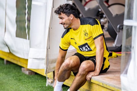 Mats Hummels will mit Borussia Dortmund Titel gewinnen.
