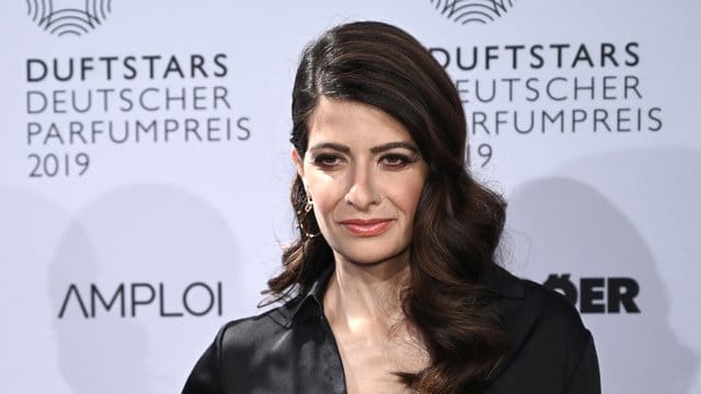 Linda Zervakis 2019 bei der Verleihung DEutschenn des Parfumpreises. Linda Zervakis 2019 bei der Verleihung DEutschenn des Parfumpreises.