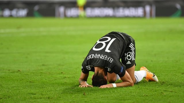 Manchester Uniteds Bruno Fernandes war nach dem Europa-League-Aus bitter enttäuscht.