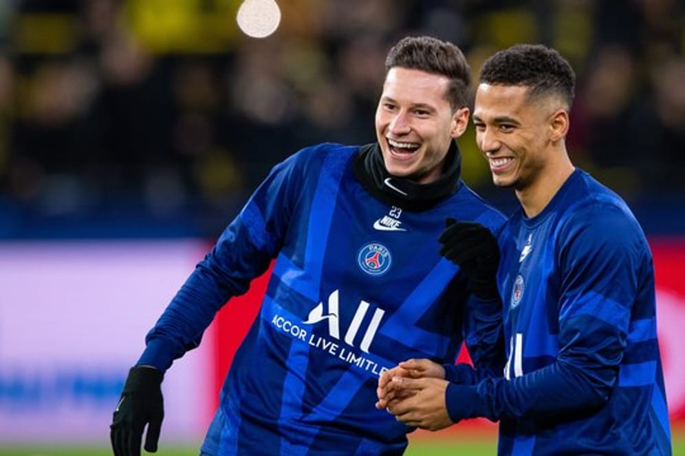Julian Draxler (l) und Thilo Kehrer wollen mit PSG ins Champions-League-Finale.
