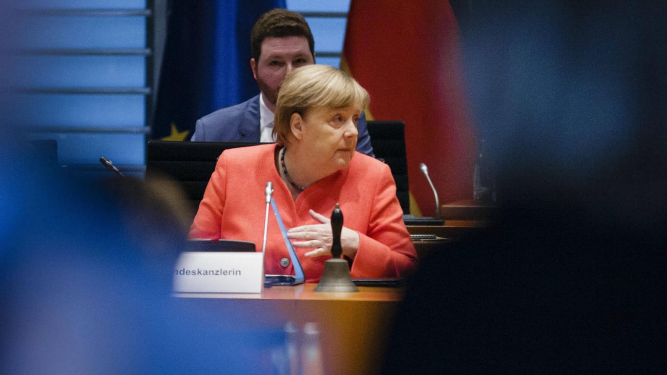 Bundeskanzlerin Angela Merkel (CDU): Die SPD wirft ihr einen PR-Stunt vor. Notwendig sei ihr Besuch während der Corona-Krise in Heinsberg oder Rheda-Wiedenbrück gewesen. Nun diene er nur dem innerparteilichen Wahlkampf.