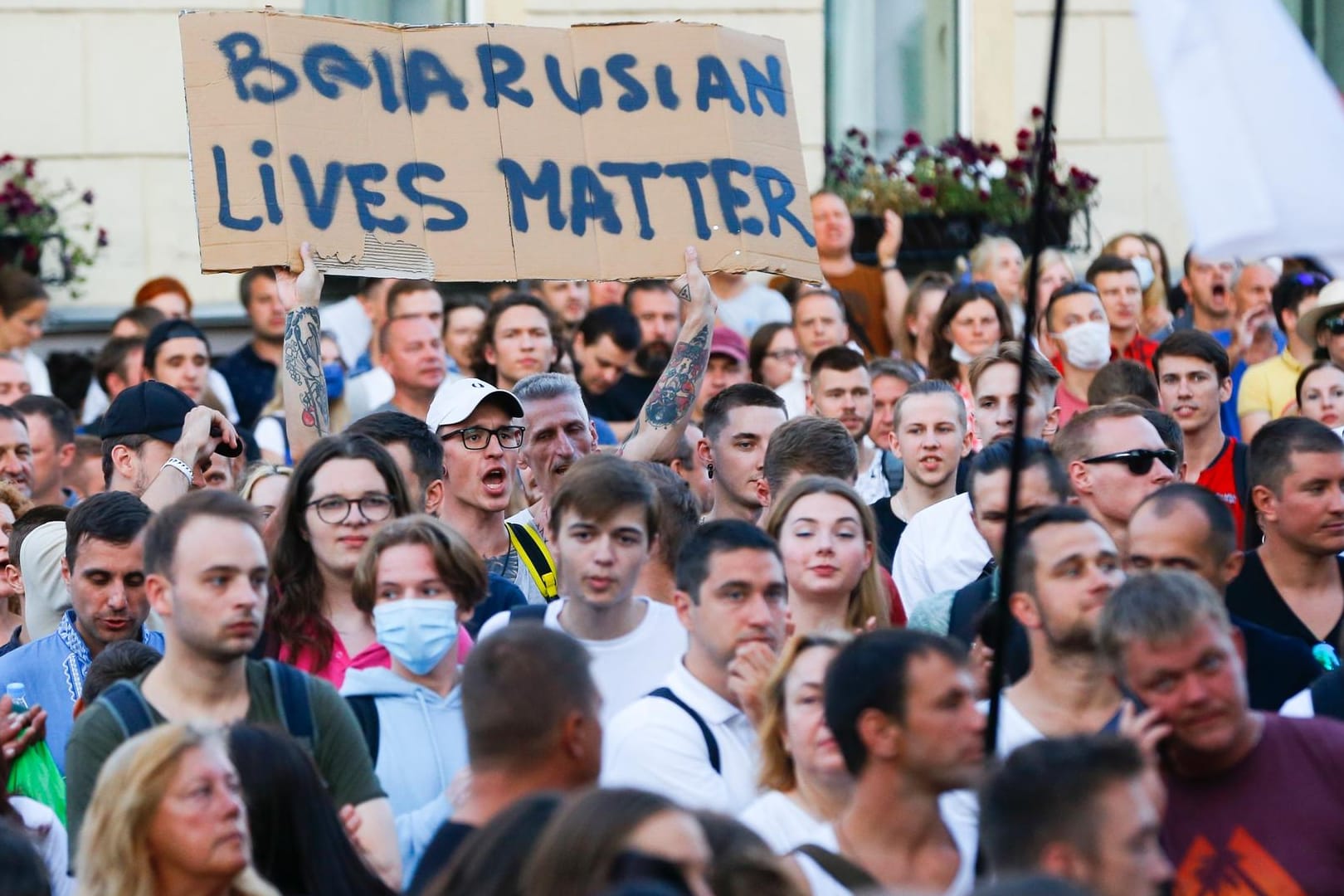 Demonstranten in Minsk: Die Proteste gegen Staatschef Lukaschenko gehen weiter.