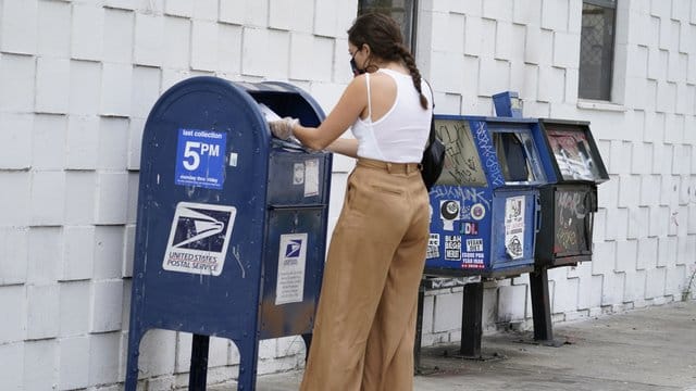 Die US-Post soll schlecht ausgestattet sein. Die US-Post soll schlecht ausgestattet sein.