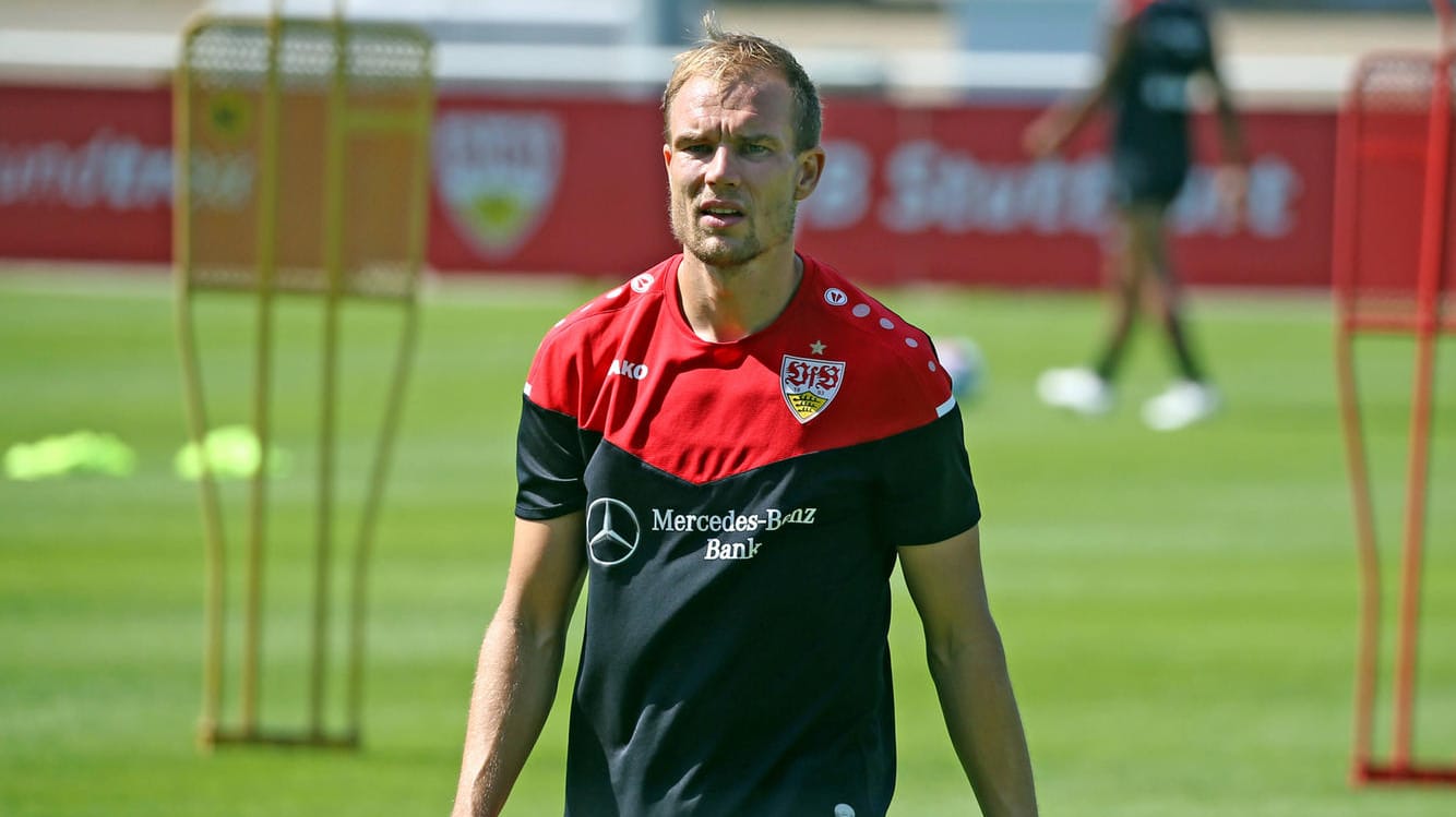 Holger Badstuber: Der Ex-Nationalspieler soll ab sofort die Hütchen im Training der zweiten Mannschaft des VfB Stuttgart tragen.