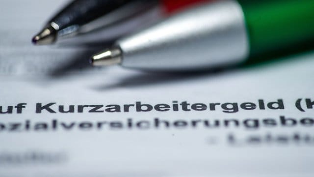 Laut IAB-Experten hat das Kurzarbeitergeld vielen Unternehmen in der Corona-Krise geholfen.