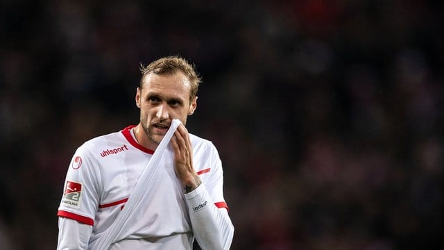 Wechselt die Rheinseite: Marcel Risse wird vom FC Köln an Victoria Köln ausgeliehen. Wechselt die Rheinseite: Marcel Risse wird vom FC Köln an Victoria Köln ausgeliehen.